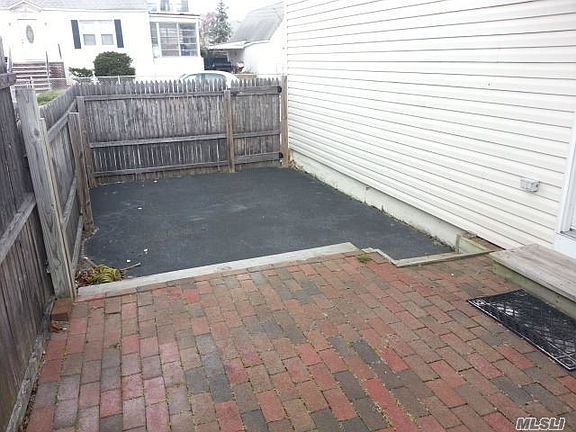 5th image of 49 Lawrence St