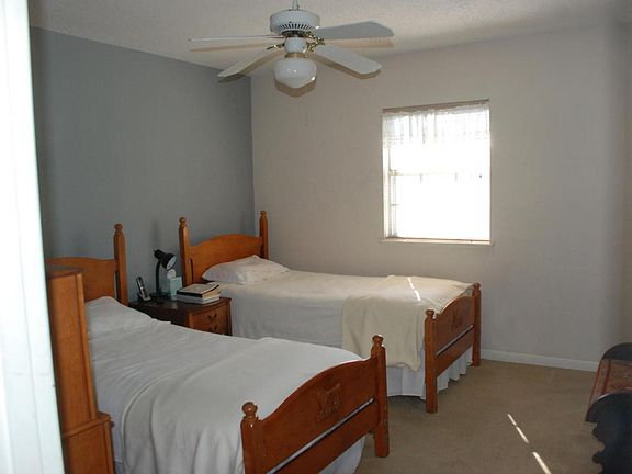 5th image of 1011 Dulles Dr