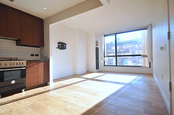 Rented by Keller Williams NYC | media 29