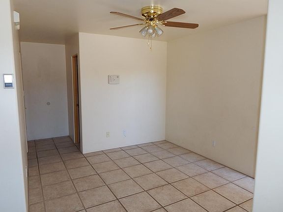 4th image of 813 Calle Anaya S APT B