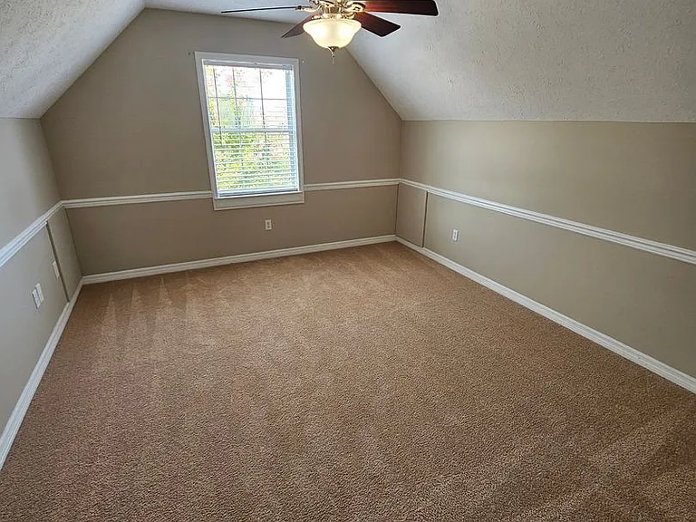2103 Coral Dr — Photo 39