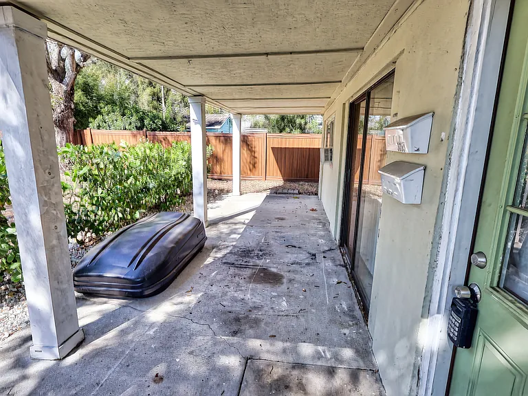 3035 Melton St N #1/2 — Photo 8