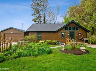 2073 Geddes Rd, Rockford, IL 61103