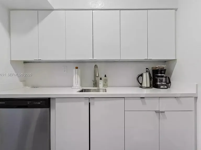 7325 Carlyle Ave #2 — Photo 8
