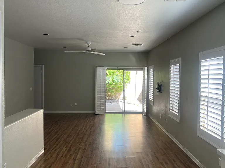 7500 E Deer Valley Rd #42 — Photo 7