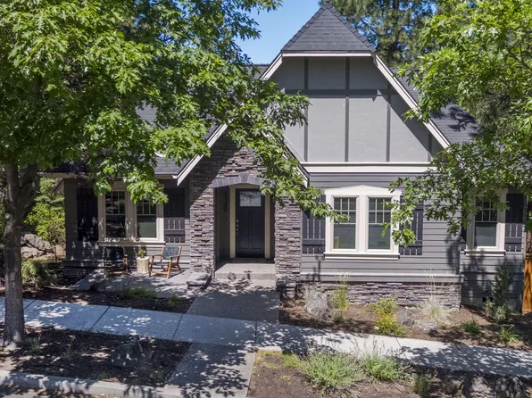 2386 NW Lemhi Pass Dr, Bend, OR 97703