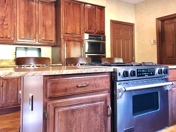4th image of 3596 Carpenters Green Ln
