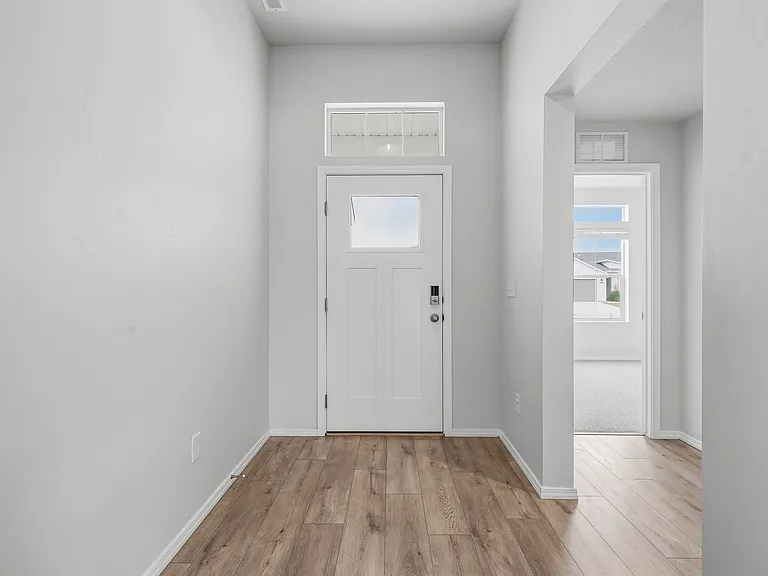 406 Hildago Way — Photo 2