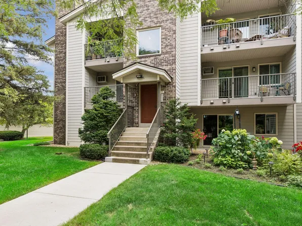 2130 Ridge Dr APT 23, Saint Louis Park, MN 55416