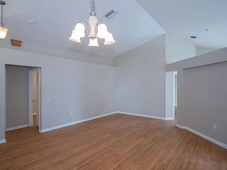 10815 Lakeside Vista Dr — Photo 9