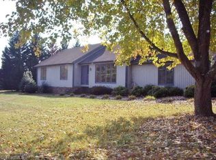 5140 Blakeshire Rd, Greensboro, NC 27406