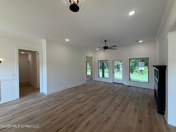 2nd image of 147 Stapleton Dr