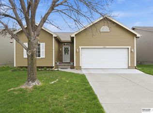 13613 S 14th St, Bellevue, NE 68123