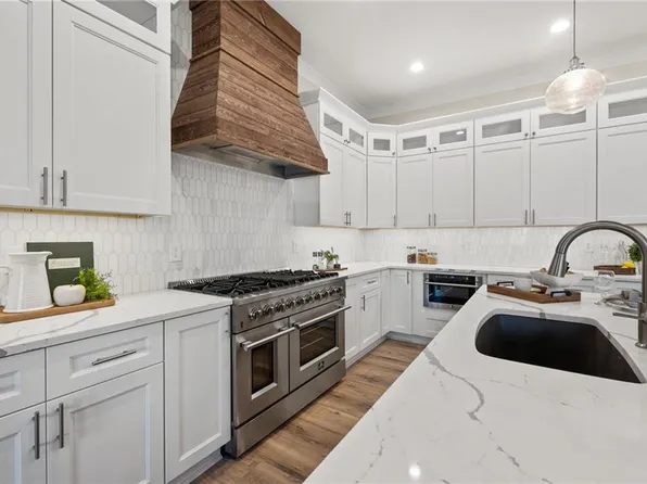 450 Cherokee St, Canton, GA 30114