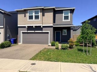 462 Greencrest St NE, Salem, OR 97301