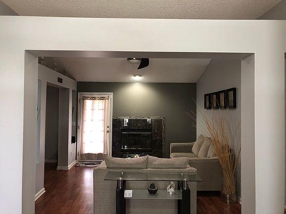 5th image of 7284 Longhorn Cir S