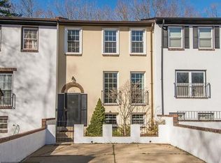 2903 Espana Ct, Fairfax, VA 22031