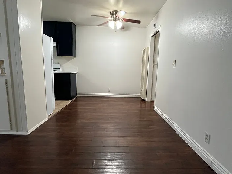 1432 Robinson Ave — Photo 4