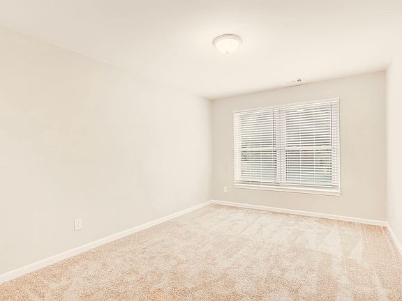 5th image of 3521 Fairview Dr #3521