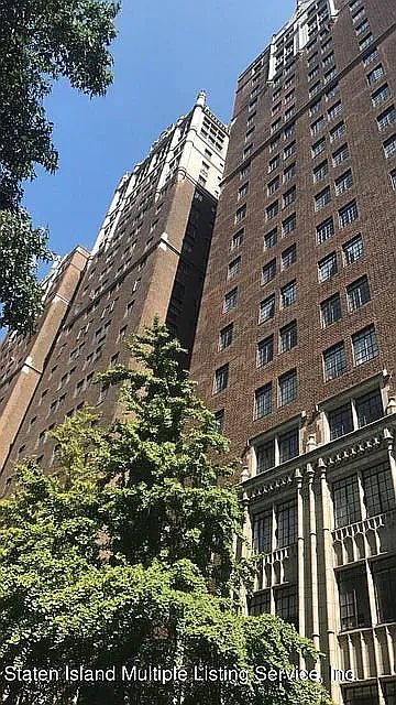 1st image of 25 Tudor City Pl APT 202