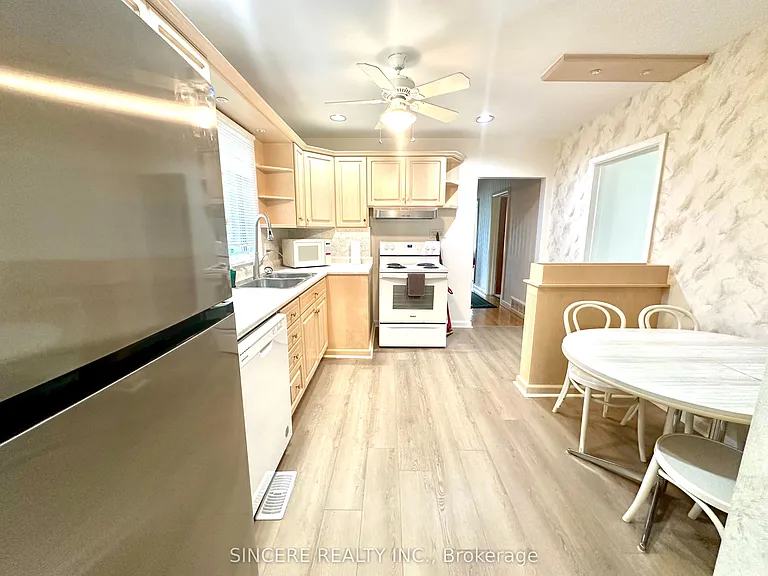 36 Sumner Heights Dr — Photo 3