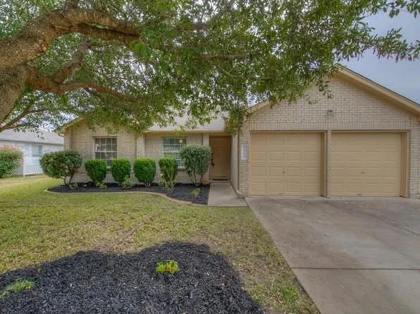 1315 Ashley Dr, Round Rock, TX 78665