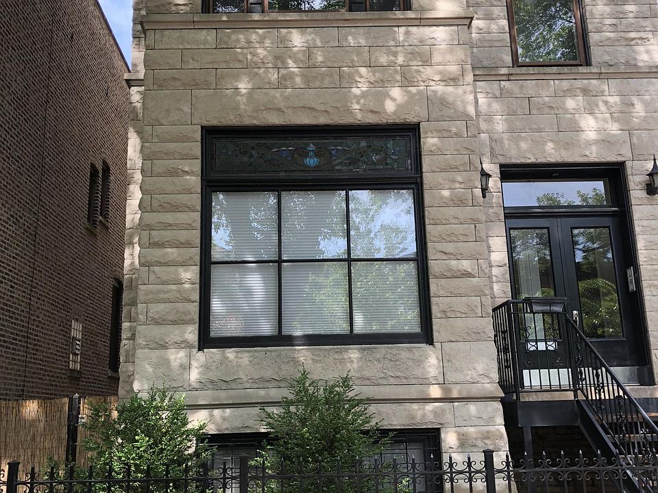 Condo buildling
