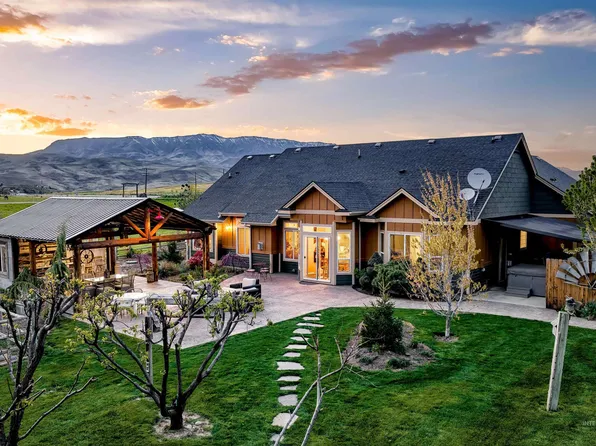 9415 N Highway 52, Horseshoe Bend, ID 83629
