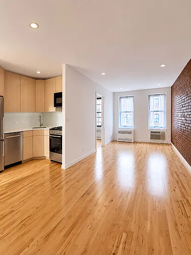 315 E 95th St #2A Photo 1 315 E 95th St #2A Photo 1