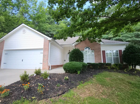 19 Harpers Farm Dr, Newnan, GA 30263