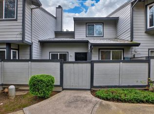 6240 Oak Valley Ln, Citrus Heights, CA 95621