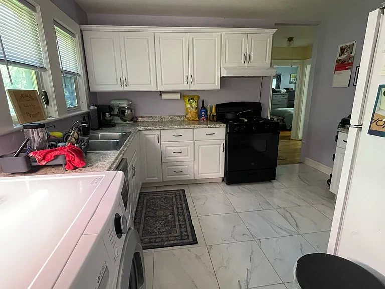 1601 Centre St #1 — Photo 8