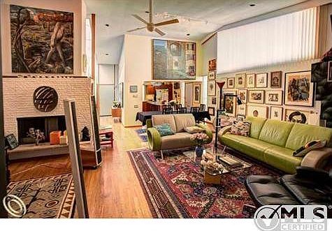 LIVING RM VIEW WITH F/P