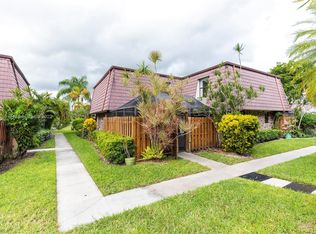 7575 Courtyard Run W #7, Boca Raton, FL 33433