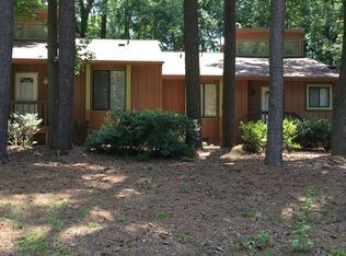 5914 Applewood Ln, Raleigh, NC 27609