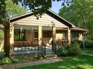 2571 Wexford Bayne Rd, Sewickley, PA 15143