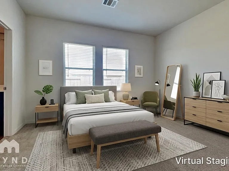 1056 Banyon Tree Ln — Photo 3