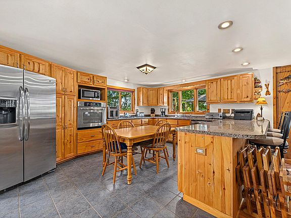 3rd image of 7672 Kuehne Rd