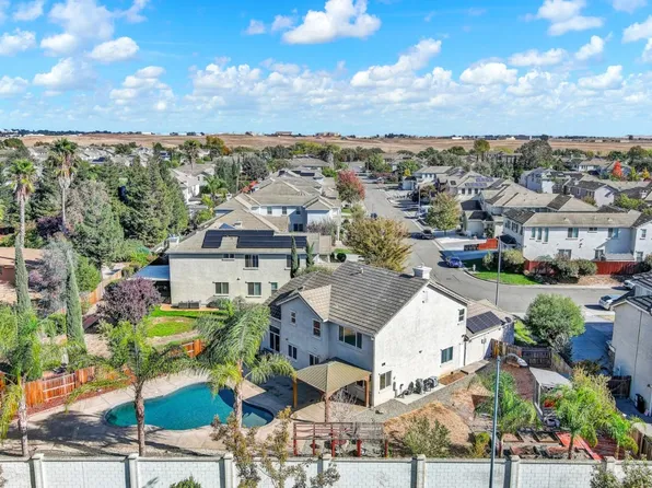 1752 Keesler Cir, Suisun City, CA 94585