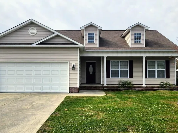 102 Borough Nest Drive, Swansboro, NC 28584