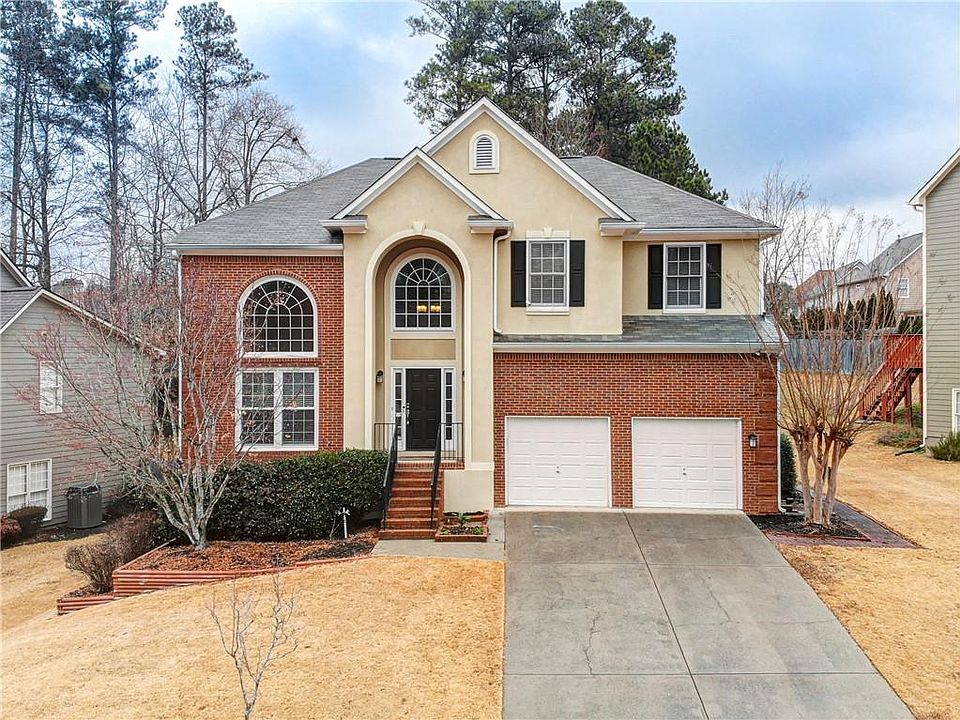 1st image of 2719 Harper Woods Dr