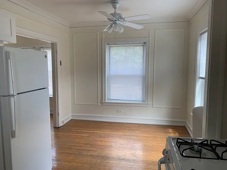 2335 W Addison St #E2 — Photo 5