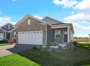 2930 Harnish Dr, Algonquin, IL 60102