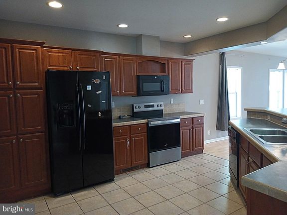 2nd image of 14514 Iberia Cir