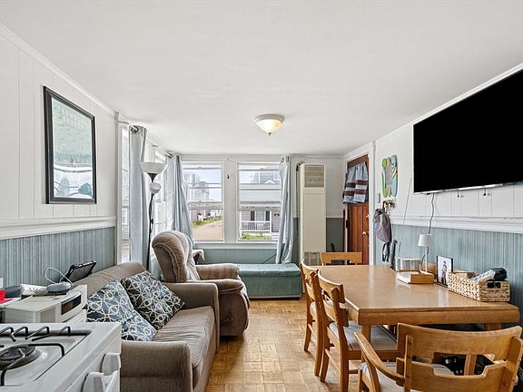 5th image of 14 Vermont St #A