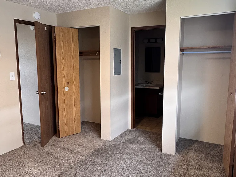 437 Hewitt Ave #5 — Photo 7