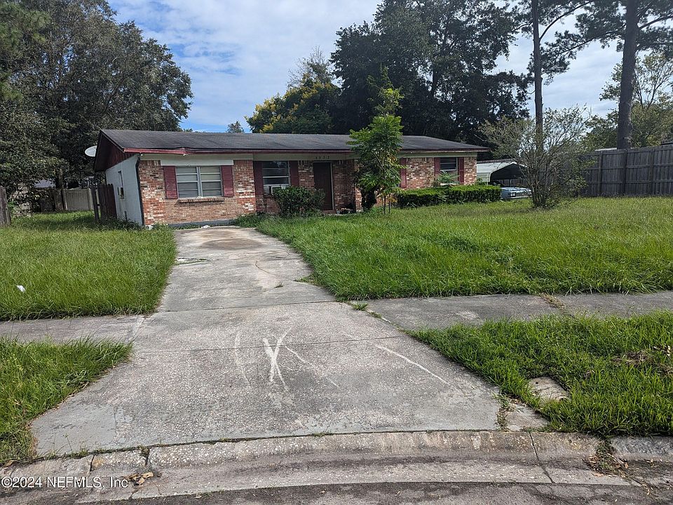2nd image of 8327 THORNTON Court