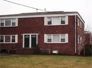 8 Columbia Dr APT 1B, Bridgewater, NJ 08807