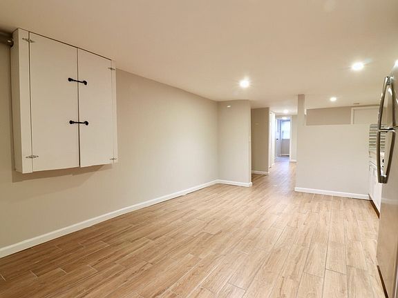 2nd image of 417 1/2 Baldwin Ave #1