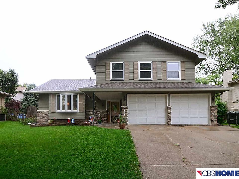 1st image of 305 Marian Ave